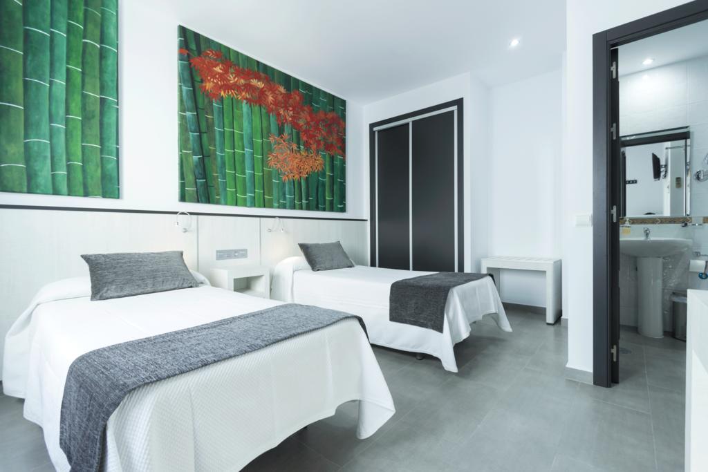 Hostal El Yunque Conil De La Frontera Phòng bức ảnh