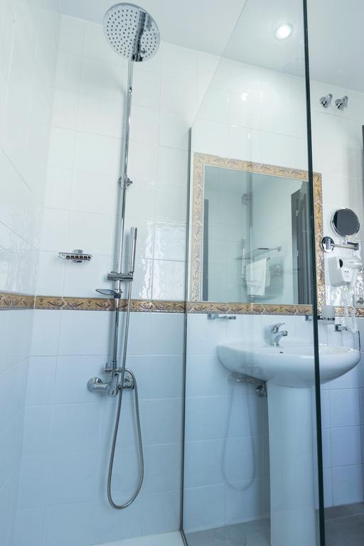 Hostal El Yunque Conil De La Frontera Phòng bức ảnh