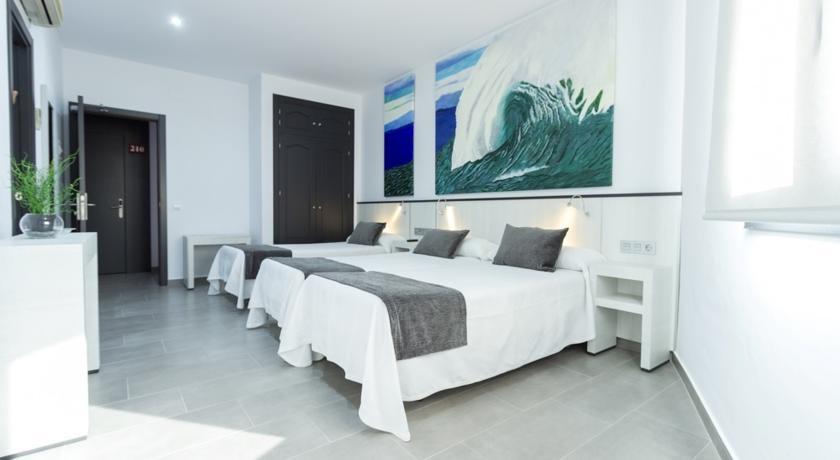 Hostal El Yunque Conil De La Frontera Phòng bức ảnh