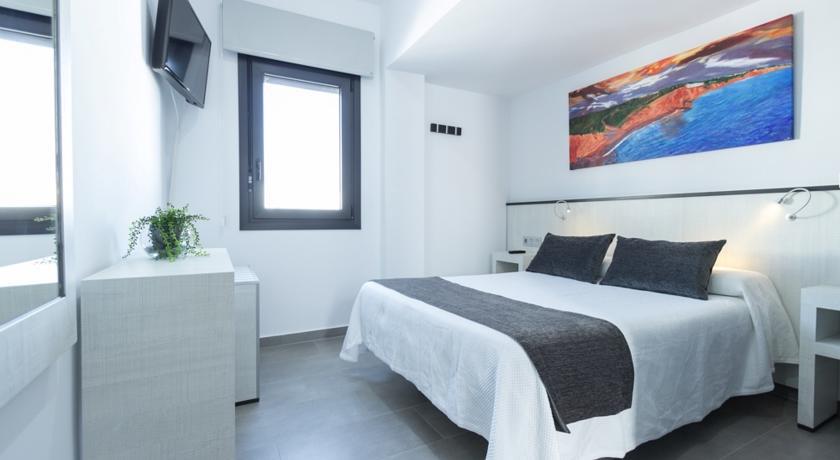 Hostal El Yunque Conil De La Frontera Phòng bức ảnh