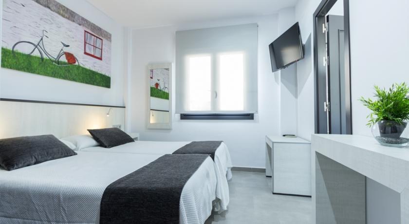 Hostal El Yunque Conil De La Frontera Phòng bức ảnh